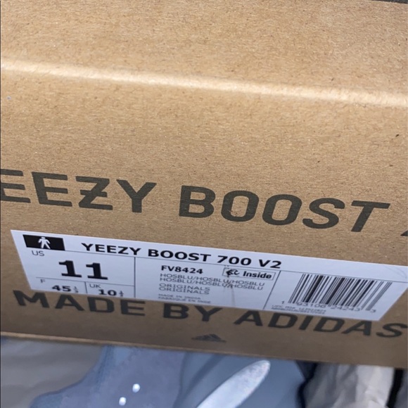 Yeezy Sneakers - Picture 2 of 2